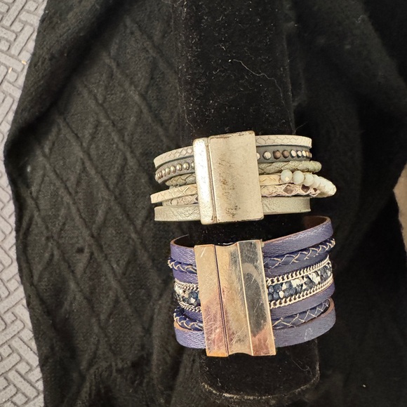 Leather 1-Beads Jewels Silver Purple Blue and 2-Silver Beige Leopard Bracelets - Picture 6 of 9